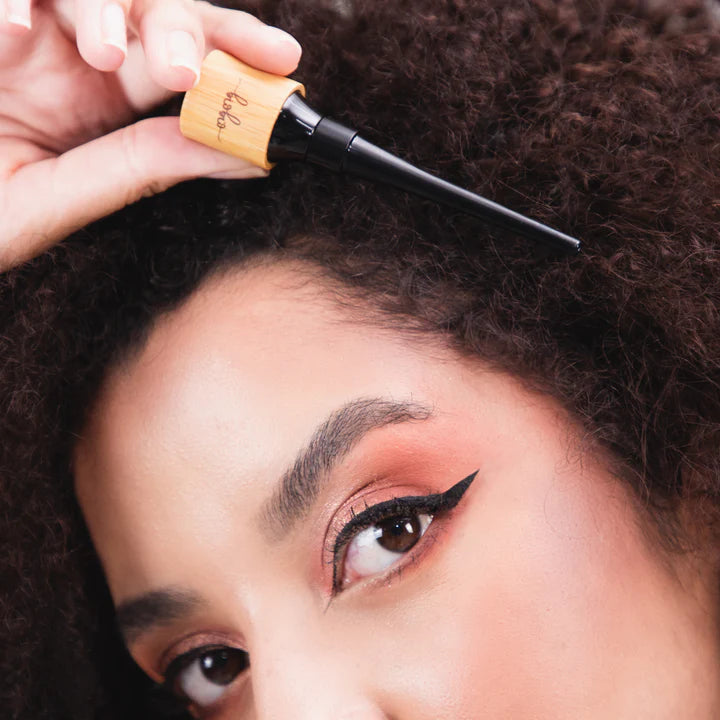 BioBio Delineador Celebre preto 100% Vegano